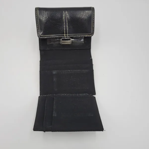 Liz Claiborne Women's Wallet One Size Black Leather Stitch Tri Fold Back Zip - Image 3