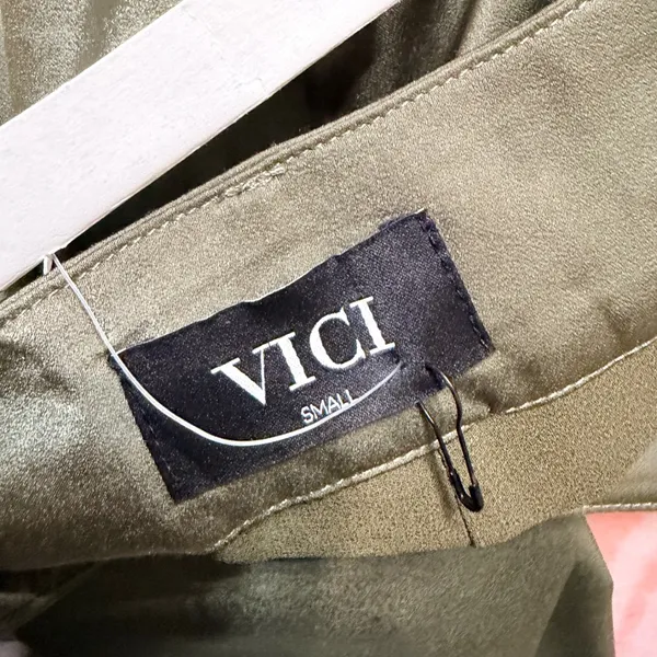 VICI Women Olive Green Satin Wide Leg Belted Pleated Trousers Size Small - Image 5