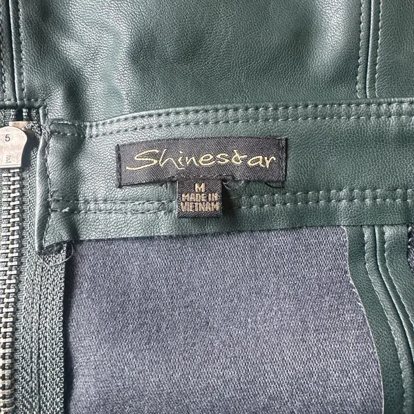 Dark green faux leather zip up skirt, size M - Image 4