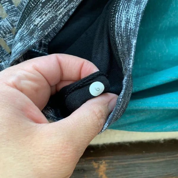 Lululemon Wild Tank - Image 4