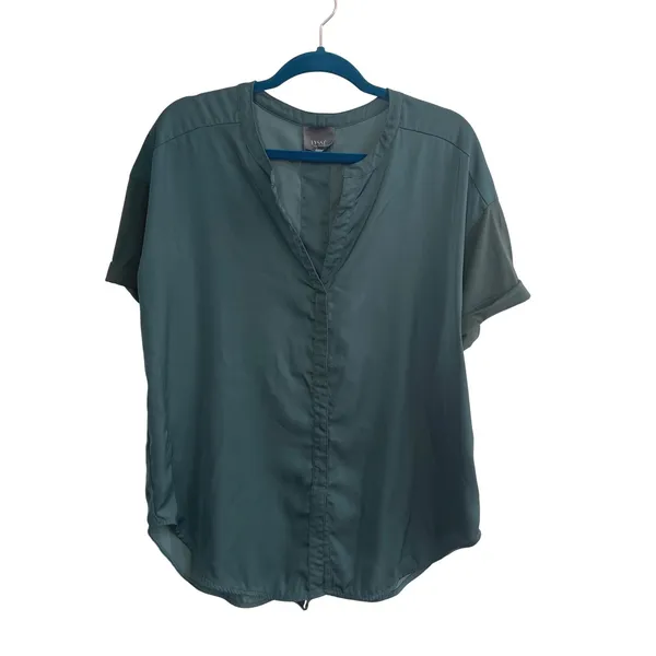 Lysse Mixed Media V-Neck Top Women S Teal Green Workwear Minimalist Short Sleeve - Image 3