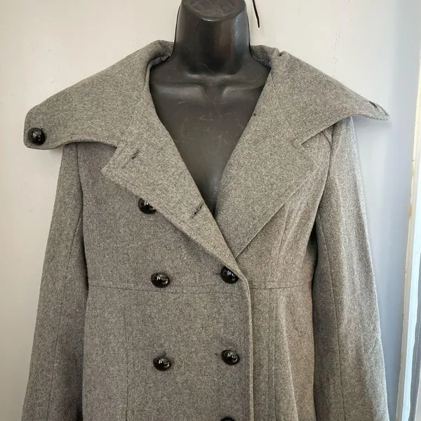 Forever 21 Gray Wool Pea Coat Timeless Style - Image 2