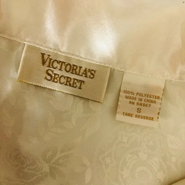 Victorias Secret Pajama Top Vintage Gold Label Satin Floral Button Front Ivory S - Image 3