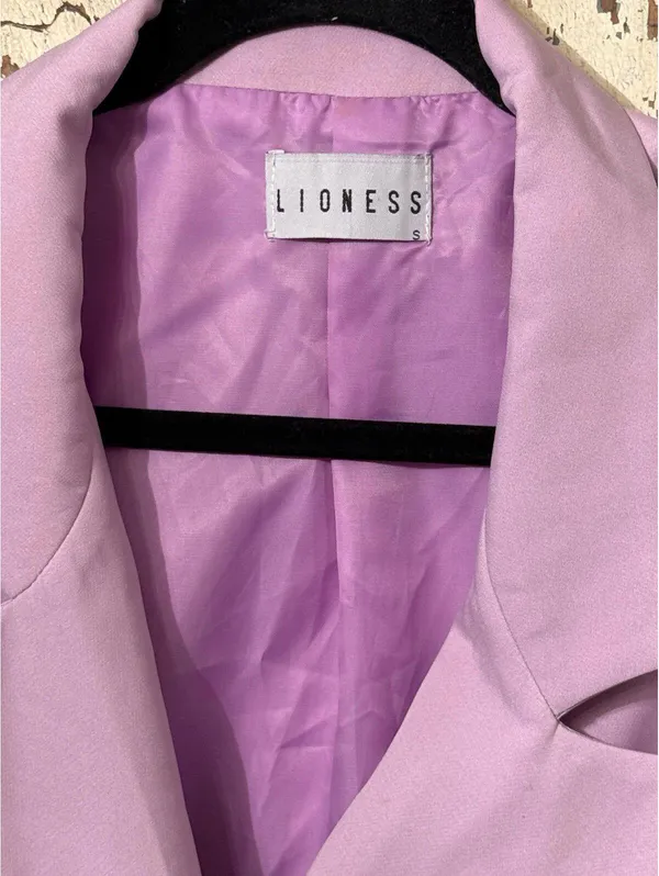 NWOT Lioness The Don Coat Blazer in Lilac, size small - Image 4