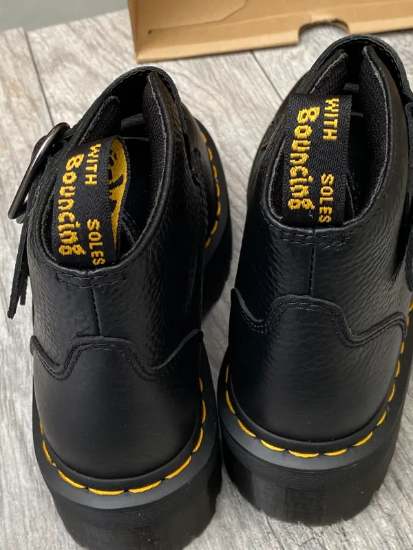 Dr Martens black leather heart shaped buckle boot US size 6 - Image 5