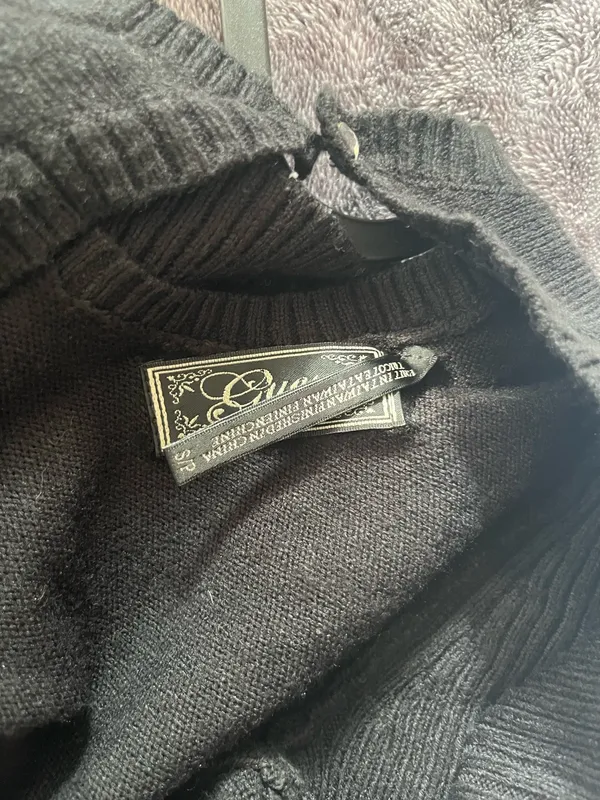 🖤 GUESS Black Rhinestone Sweater - Image 3