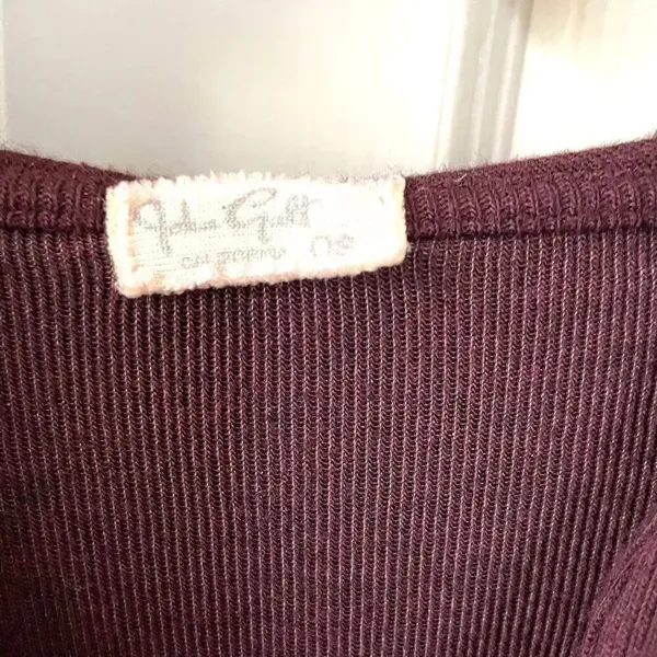 Brandy Melville burgundy sweatshirt - Image 3