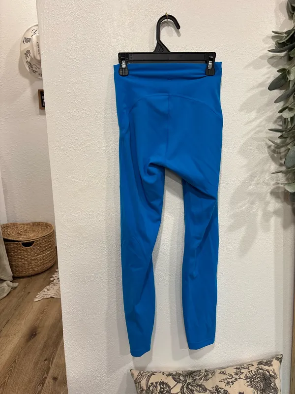Lululemon Leggings - Image 3