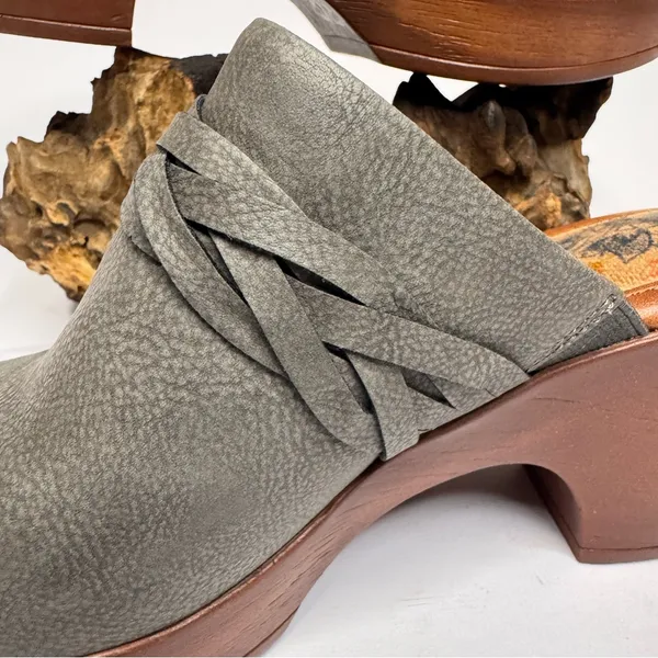 BOC BORN CONCEPT Clogs Sz‎ 7M Grey Faux Suede Block Heel Slip On Shoes - Image 5