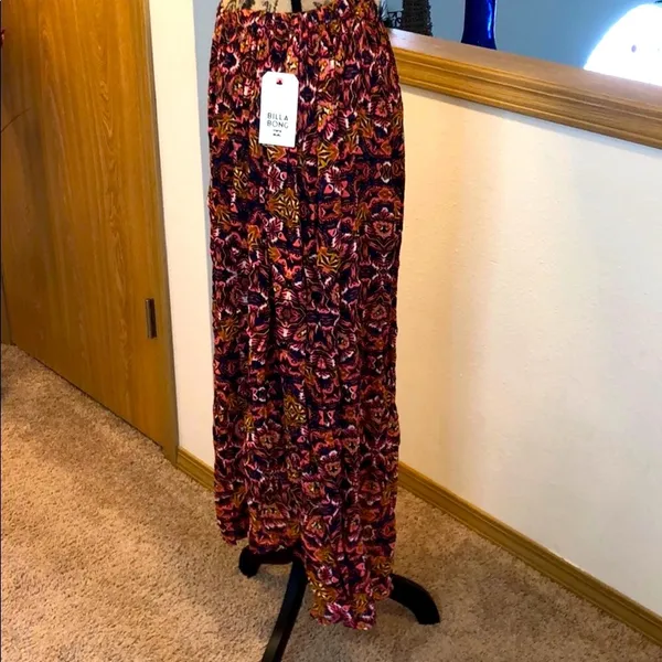 Billabong maxi skirt abstract printed browns, blue, pink & white size M NWT - Image 4