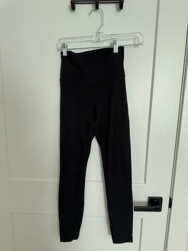 Lululemon black legging size 2 - Image 3