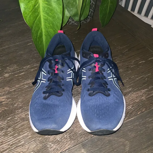 Asics Women's Navy and Pink Gel Excite 10 Size 8 - Image 3
