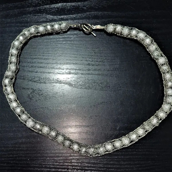 Metal Mesh Silver Textured Threaded Bead Necklace - Image 12