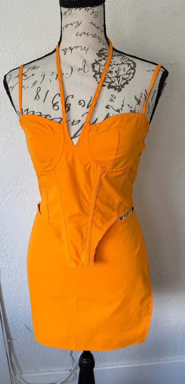 🍊 PrettyLittleThing Orange Corset Top & Mini Skirt Two-Piece Set | Size US 2 / XS ✨ - Image 4