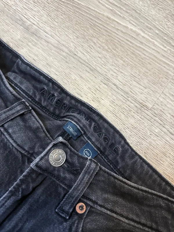 •AMERICAN EAGLE• MOM JEANS - Image 5