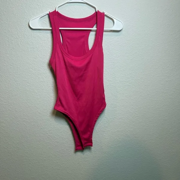 NWOT Pink Woman’s Bodysuit size Large - Image 2