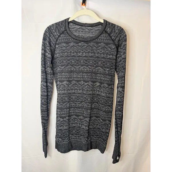 Lululemon Rest Less Pullover In Heather Black Aztec Print sz. 6 - Image 2