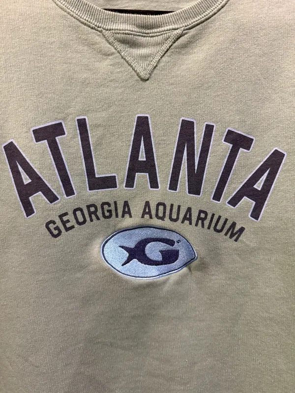 Comfort Wash Georgia Aquarium Atlanta GA Embroidered Logo Sweatshirt Green - Image 3