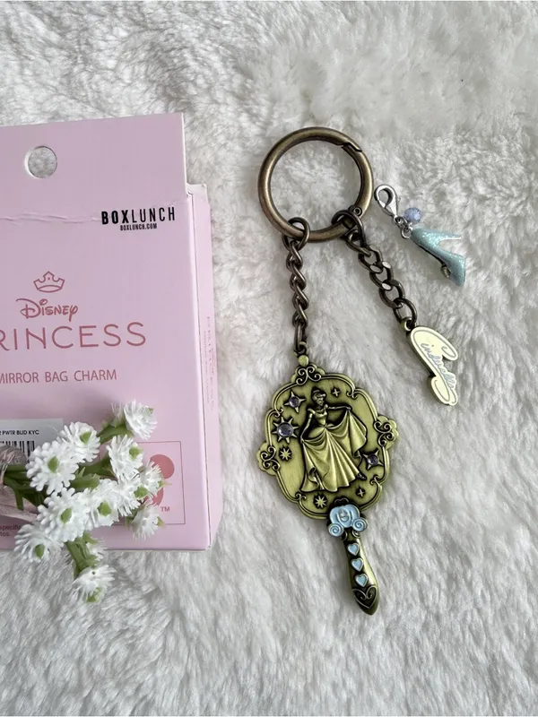 Disney Collectible Charms Princess Mirror Blind Bag Charm - Image 2