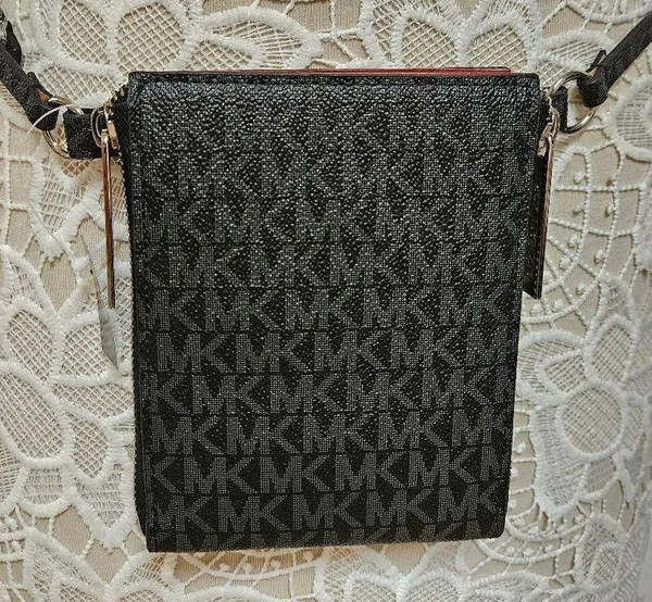 Michael Kors NWT  Belt Bag - Image 9