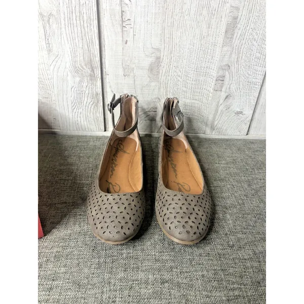 American Rag Womens Shoes Flats Size 6.5 Taupe Brown Ankle Strap Back Zipper - Image 5