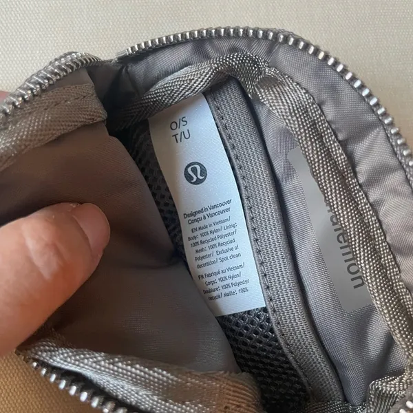 Lululemon Everywhere Belt Bag Nano - Warm Ash Grey - Image 9