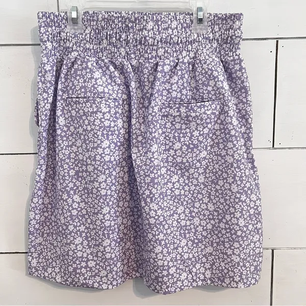 Albion Fit Cher Skirt in Lilac. Size Small. Excellent Condition. - Image 4