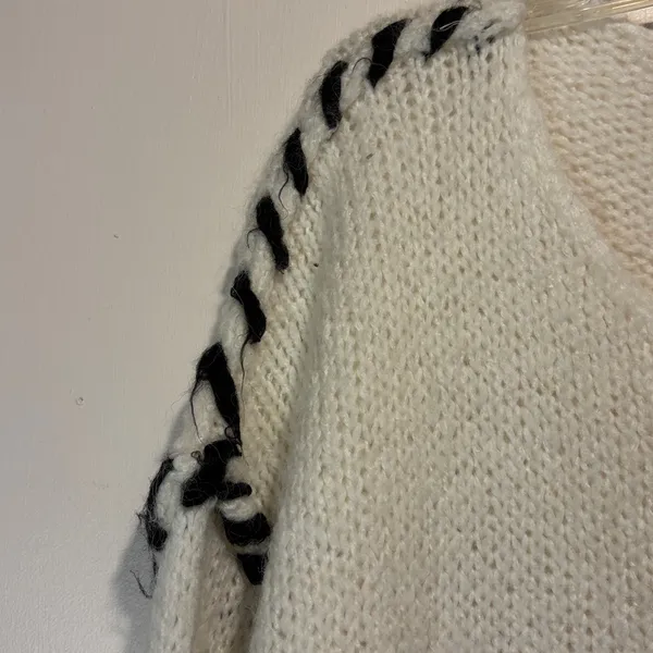 Made in Italy- Vintage Cream Knit Boxy Sweater Shoelace Shoulder Detail Size S/M - Image 6