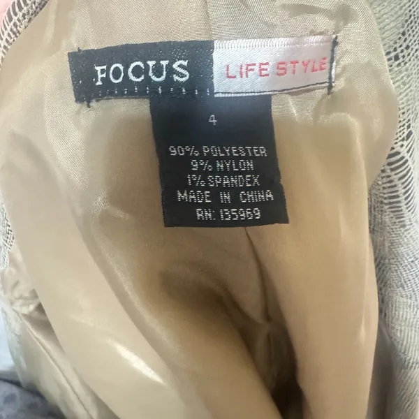 Focus Lifestyle Beige Snakeskin Blazer suit jacket career office‎ sz 4 neutral - Image 5