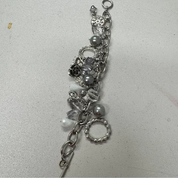 Silver Tone Chunky Charm Bracelet Hearts Rose Rhinestone - Image 5