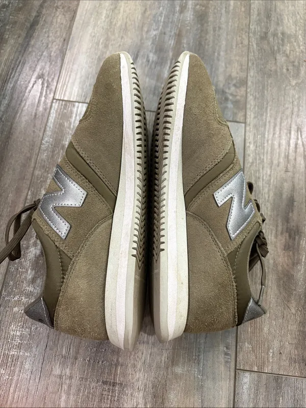 New Balance 420 olive green and silver 7.5 - Image 5