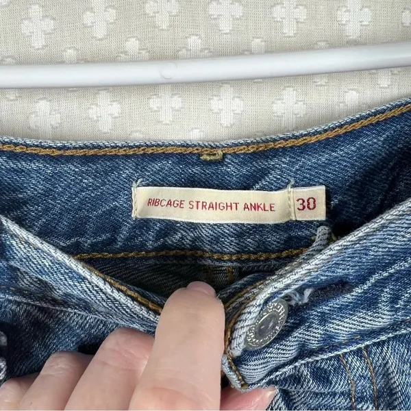Levi’s Premium‎ High Rise Distressed Ribcage Straight Ankle Jeans - Image 4