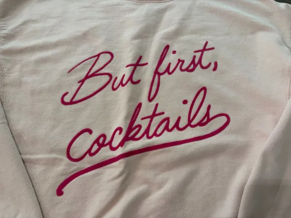 Wildfox But First Cocktails Sweatshirt Women’s S Pink Oversized Pullover - Image 4