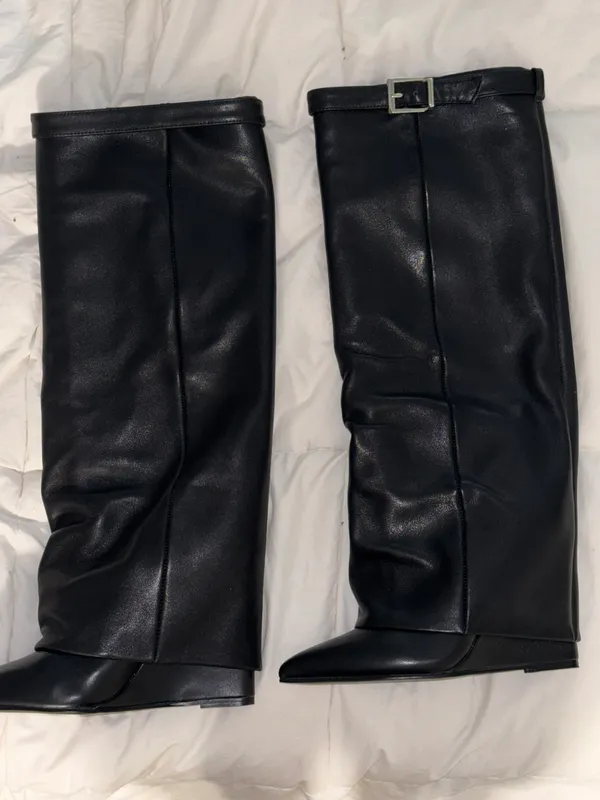 Black Size 6.5 - Image 2