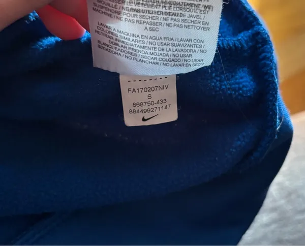 Nike Hoodie - Image 4
