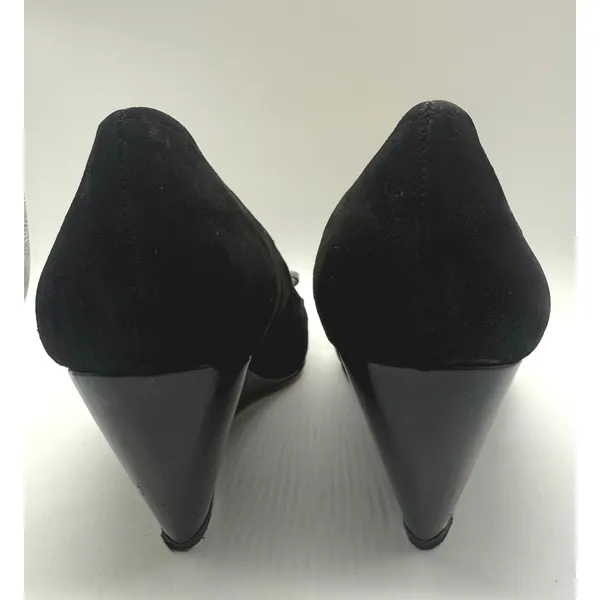 Kate Spade Black Suede Wedge Heels with‎ Patent Bow and Gold Studs - Size 10M - Image 4