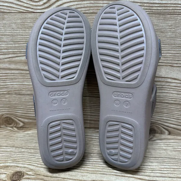 Crocs Monterey‎ Metallic Wedge Shoes Sz 7 Slip On Comfort Cushion Sandals 207144 - Image 7
