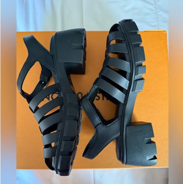 Steve Madden Sandals Black womans  - Image 4