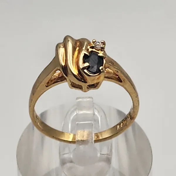 Vintage Gold Tone Sapphire & Cubic Zirconia Ring (7.25) - Image 2