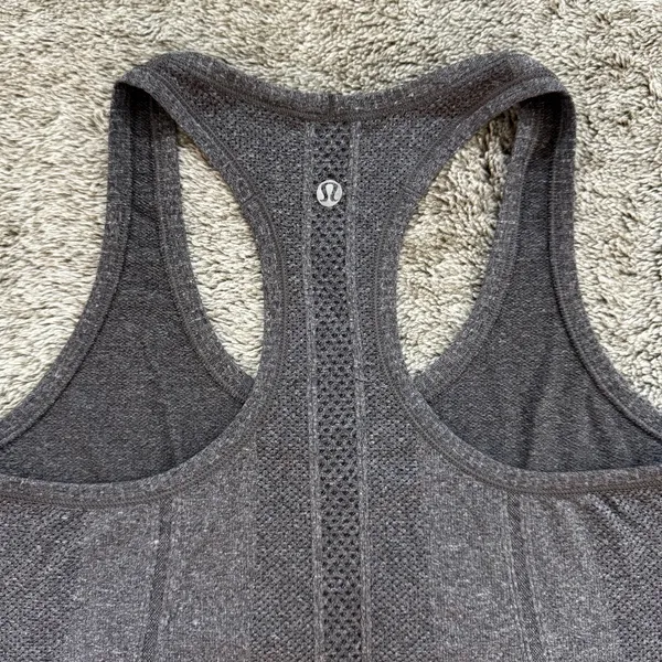 Lululemon Swiftly Tech Tank Women's 6 Gray - Image 6