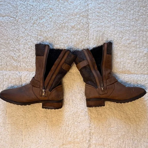UGG Brown Oregon Stout Mid Shaft Buckle Zipper Boot - Image 10