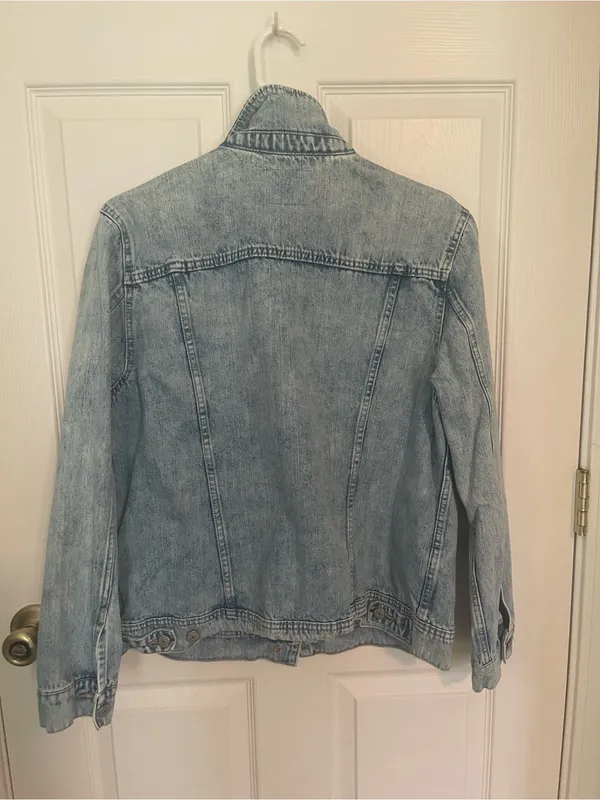Old Navy Light Wash Distressed Denim Jacket - Women's - Image 4