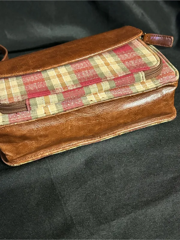 Vintage Longaberger Red, Green, Tan Plaid Crossbody Purse - Image 11