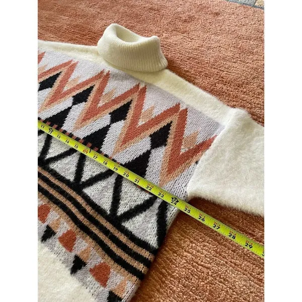 “Forever 21”SWEATER  - Image 4