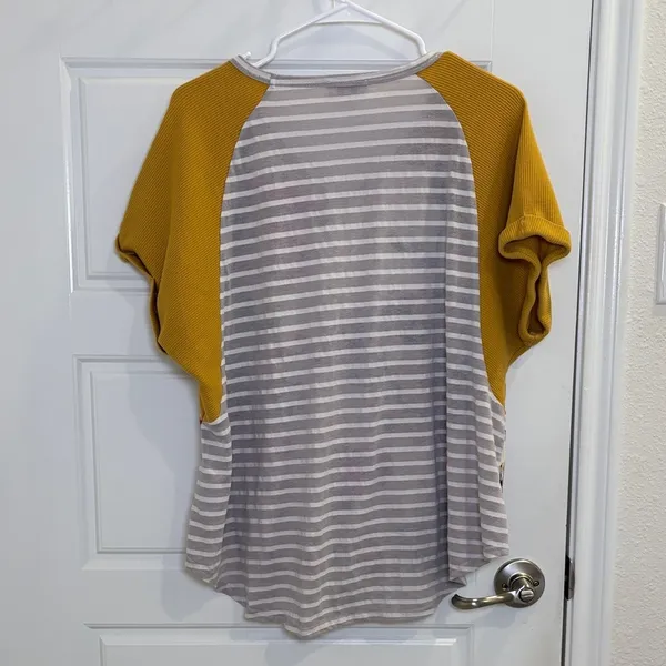 Umgee Floral Mixed Print Top Mustard Sleeve Boho Blouse Size L - Image 3