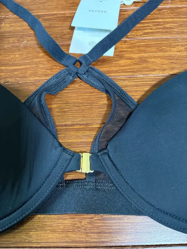 Pepper Racerback Lift Up Bra front closure clasp and a keyhole Racerback Sz 42A - Image 2