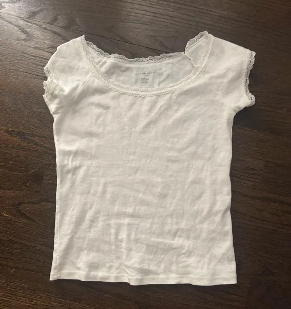 Brandy Melville white top - Image 2