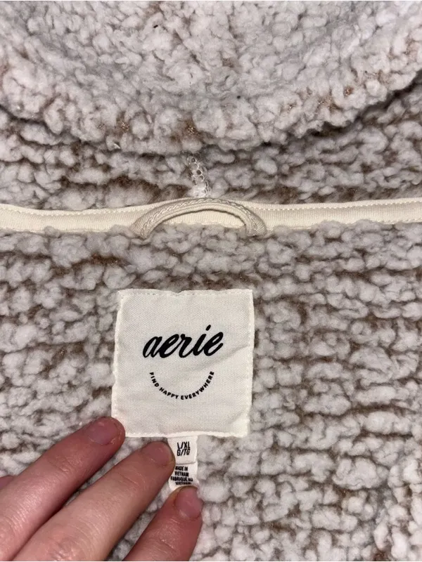 New without Tags Aerie Sherpa Robe - Image 2