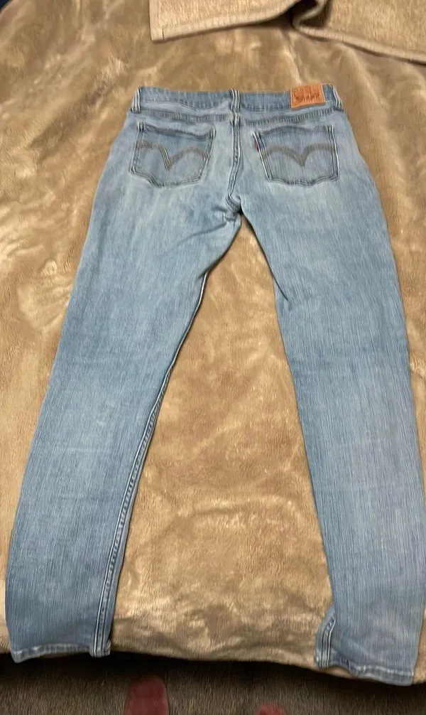Levi’s Skinny Jeans - Image 2