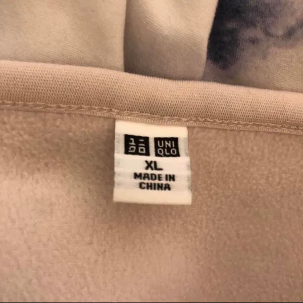 White beige cream UNIQLO fleece zip up sweater jacket - Image 3